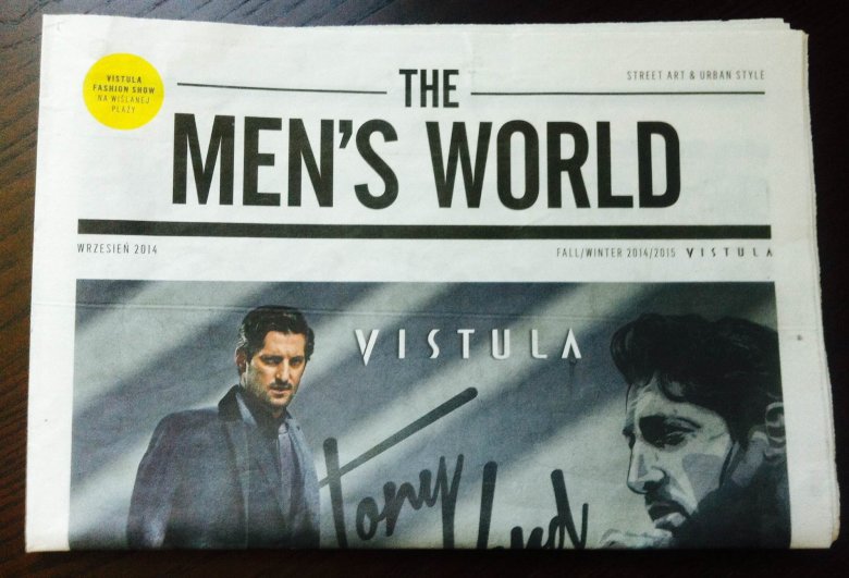 Gazeta promocyjna marki Vistula dołączona do zaproszenia na pokaz.