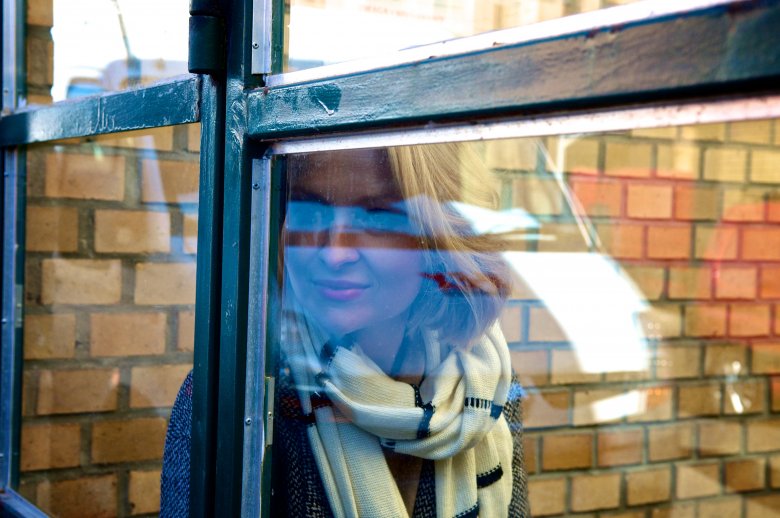 W okolicach Hali Mirowskiej, gdzie Marieta często robi zakupy.