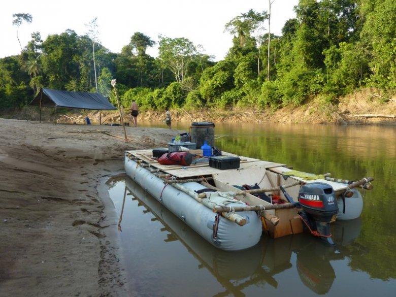 Biwak nad Rio Tiputini