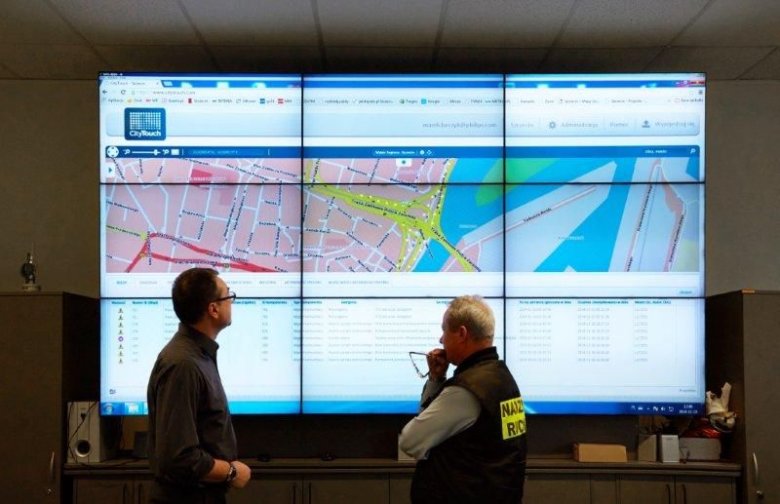 Centrum zarządzania nowoczesnym systemem oświetlenia miasta