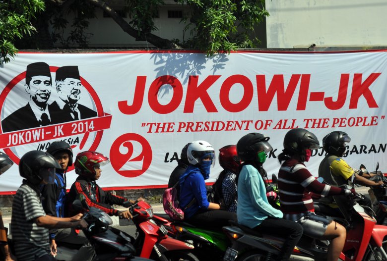 Plakat wyborczy z jawajskiej ulicy