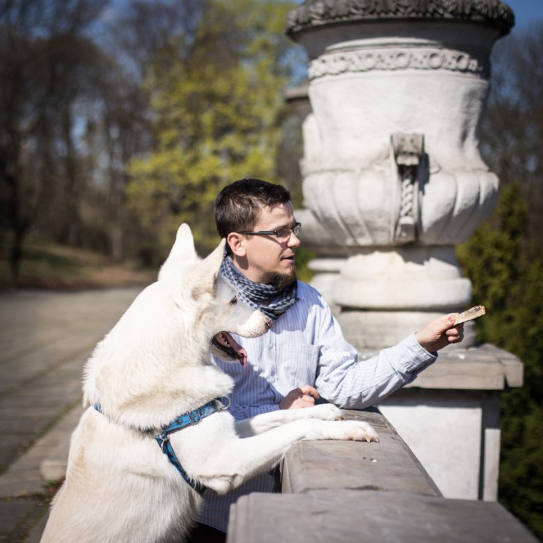 Od lewej: Okami i Michał Pręgowski