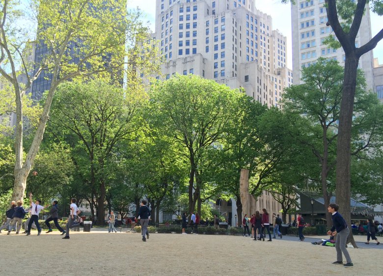 Krótka rozgrywka w trakcie przerwy między lekcjami, Union Square, Manhattan, 2016