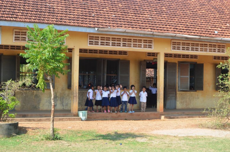 Przed szkołą • fot. Joanna Markowska