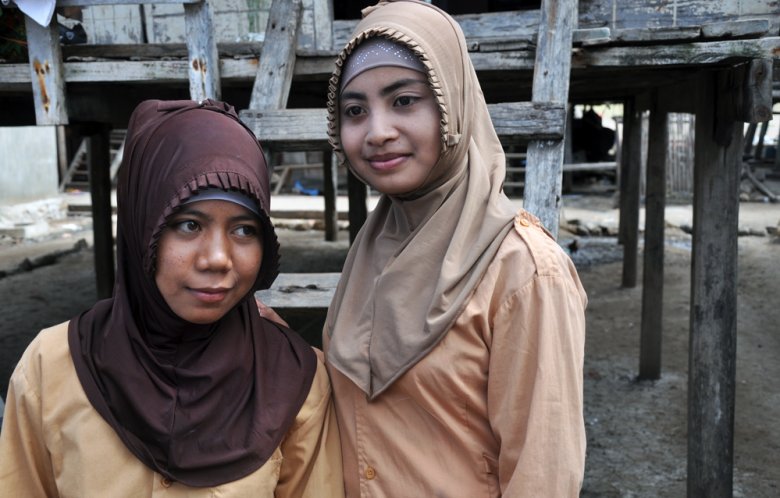 Dziewczynki muzułmańskie w wyspy Komodo