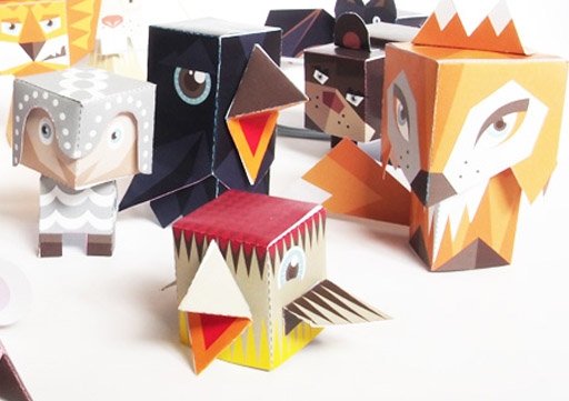 Fold Me, Papierowe zabawki