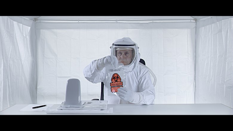 „Wizyta”: człowiek w obliczu UFO