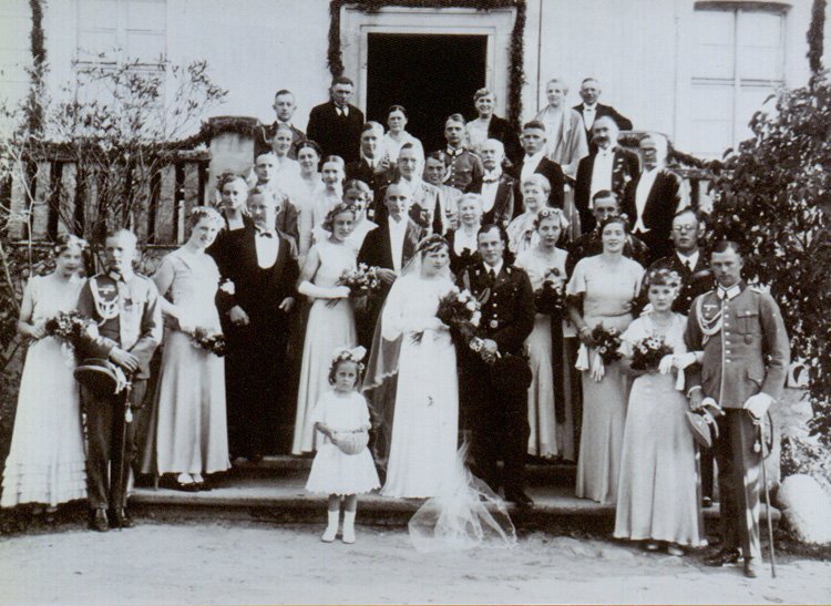 Jedyne stare zdjęcia jakie ocalały, i którymi byli właściciele podzielili się z Joanną i Piotrem