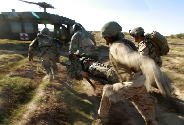 Ranny żołnierz Afgański