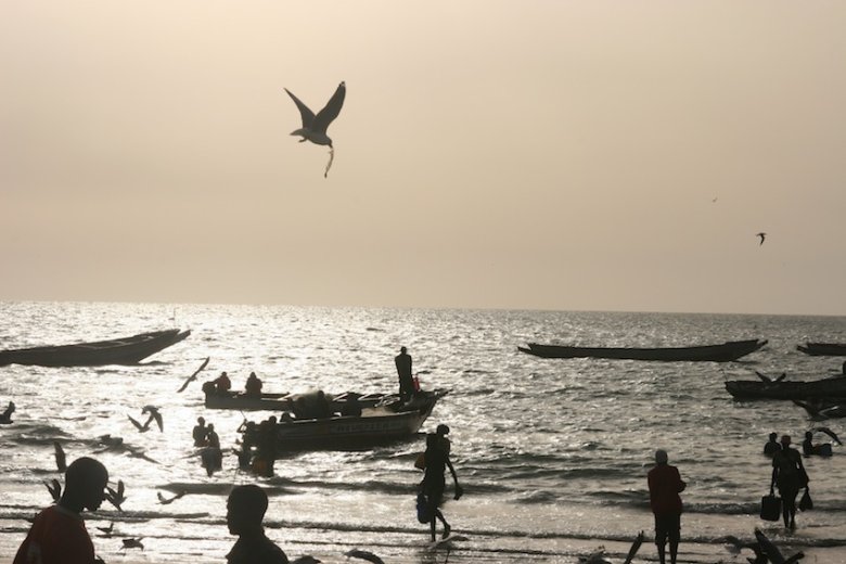 Zachód słońca w wiosce rybackiej.