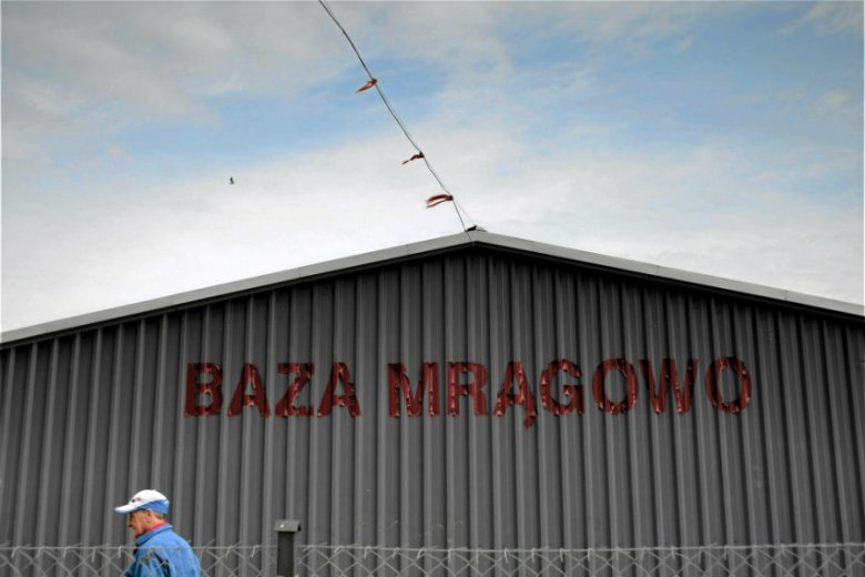 By przetrwać, legendarny klub żeglarski Baza Mrągowo musi liczyć na wsparcie rodziców młodych żeglarzy, opowiada w rozmowie z naTemat Wojciech Jaszczur-Nowicki, prezes.