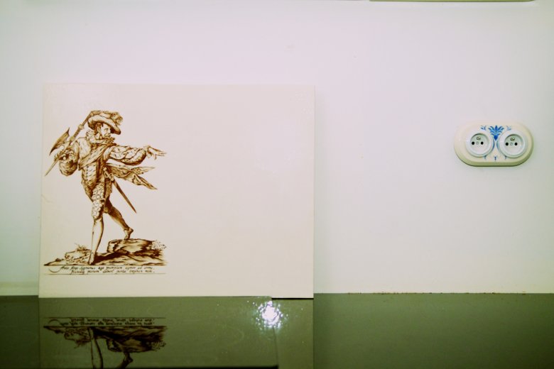 Ręcznie malowana ceramika z pałacowej Manufaktury w Nakomiadach