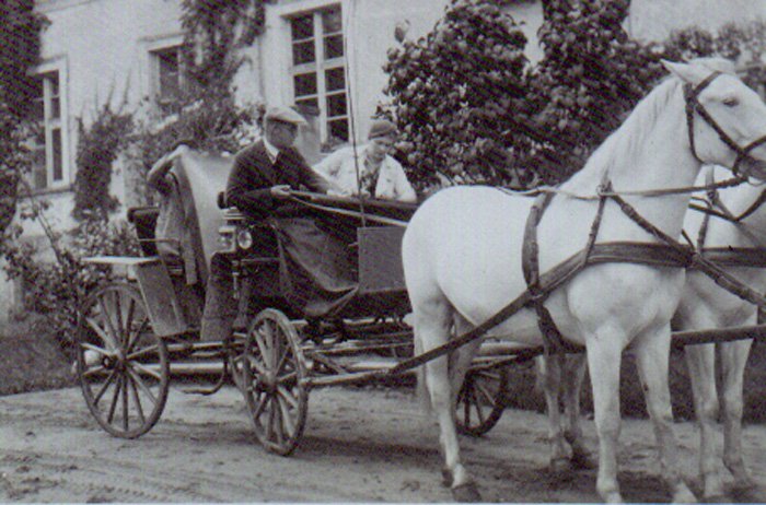 Dorożka. Zdjęcie archiwalne