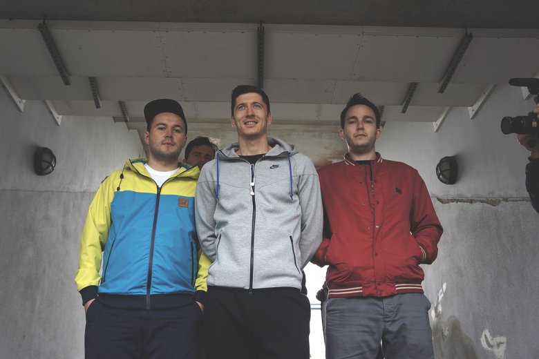 Stasiak, Robert Lewandowski, Ten Typ Mes