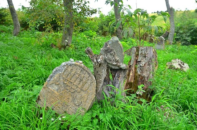 Kirkut w Lutowiskach