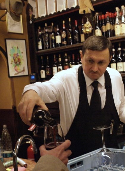 We Włoszech życie spędza się w barze.