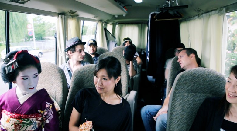 Bus z częścią naszej załogi