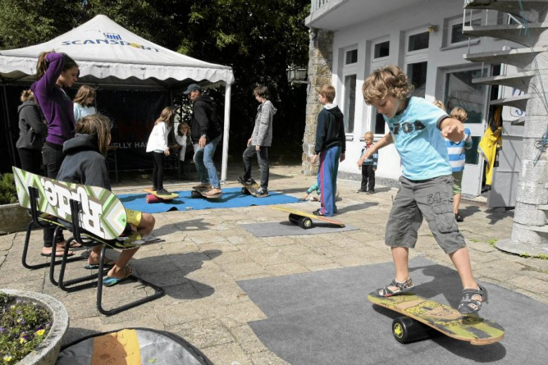 Trening żeglarski dla dzieci.