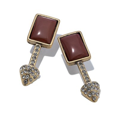 Kolczyki Camila Klein, Brazylia