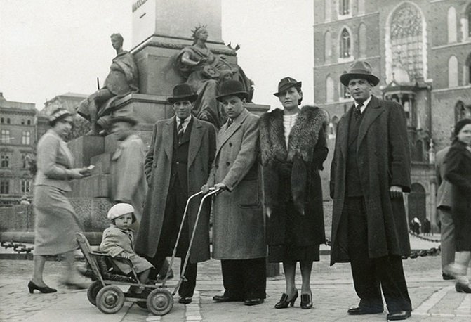 Około czteroletni Roman w Krakowie