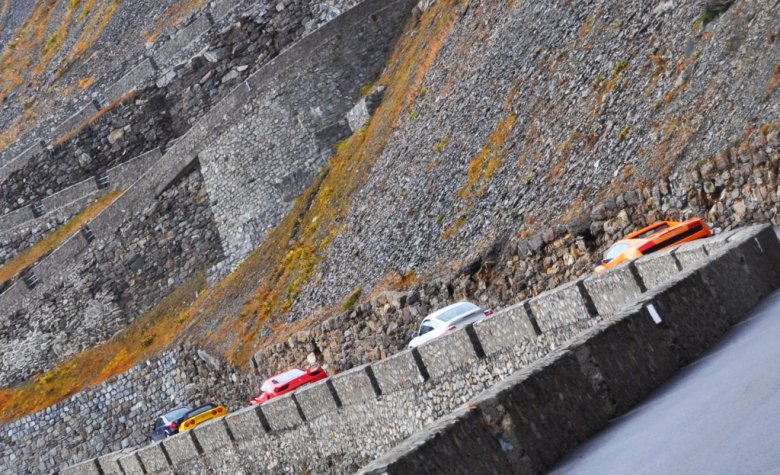 Tu nie chodzi o sport i obcinanie sekund, a o płynność jazdy w rytmie napotykanych dróg