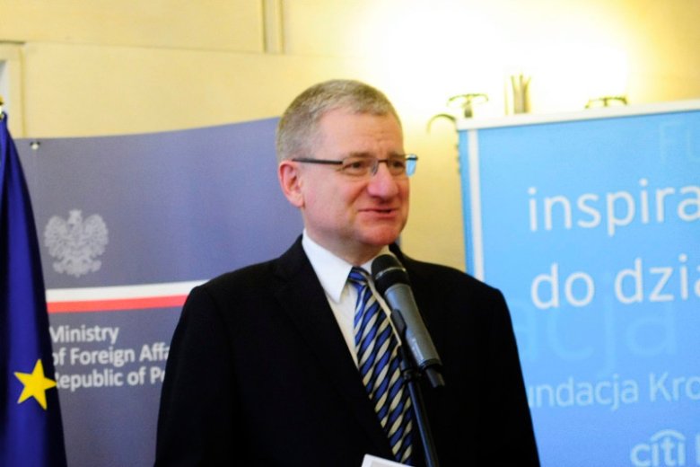 Bogusław Winid na konferencji w MSZ, zdjęcie z 2014 r. Winid był wówczas wiceministrem w rządzie Donalda Tuska.