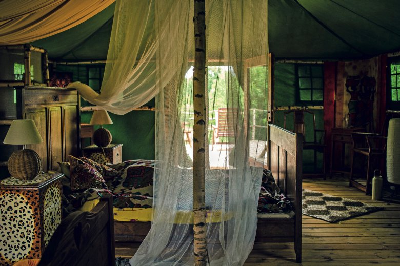 Glendoria, wnętrze jednego z namiotów