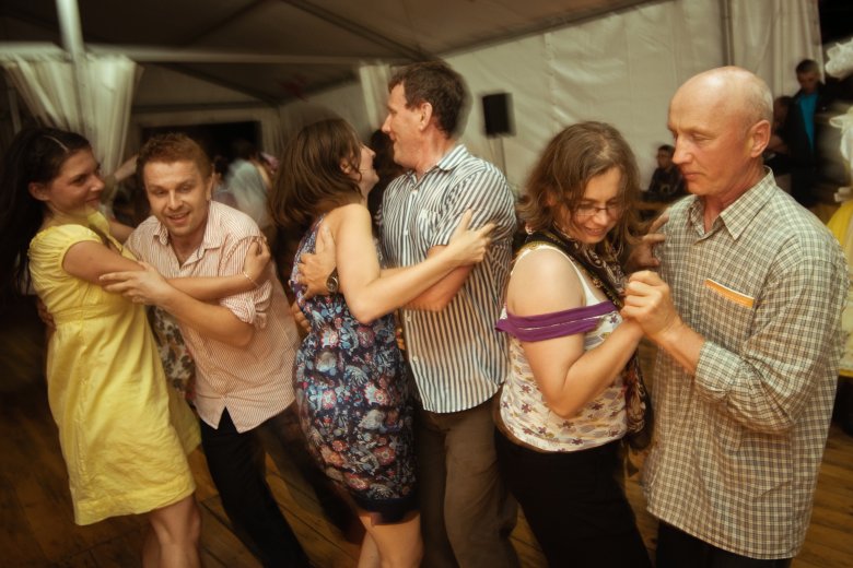 tańce w klubie Tyndyryndy