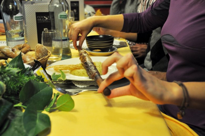 Kuchnia doliny Alta Valtellina i “La grigliata bastonata” z polentą górską, miejscowy rarytas oparty o dziczyznę