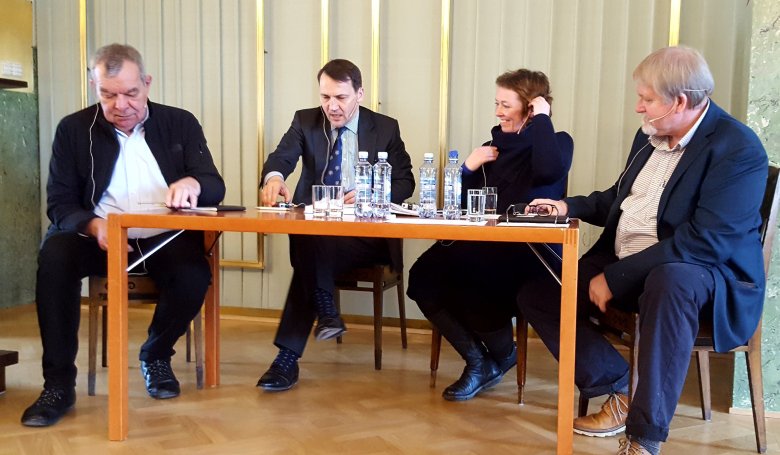 Laszlo Rajk, Radosław Sikorski, Ingrid Brekke i Bernt Hagtvet