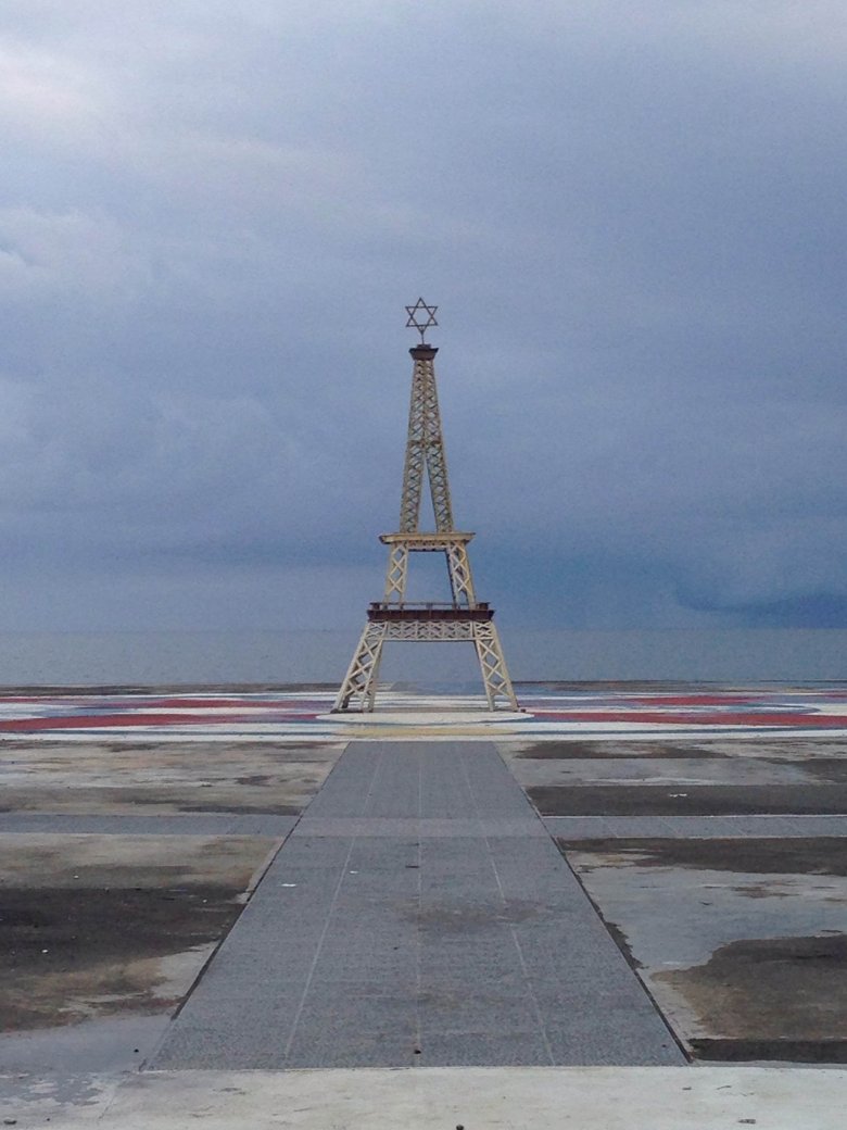 Drewniana wieża Eiffle'a