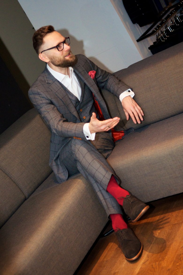 Cafardini; garnitur z kolekcji tkanin Carnet 4200 PLN