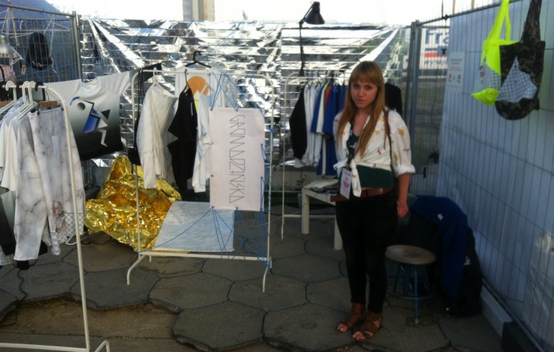 Monika Gromadzińska i jej stoisko