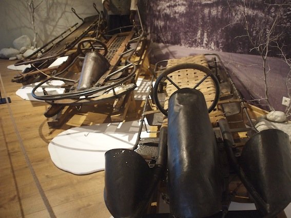 Bobsleje o urodzie łodzi podwodnych z początku XX wieku