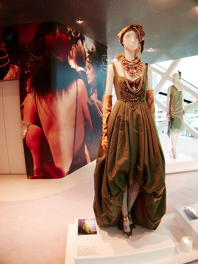 DRESS GATSBY. CATHERINE MARTIN X MIUCCIA PRADA. TOKYO