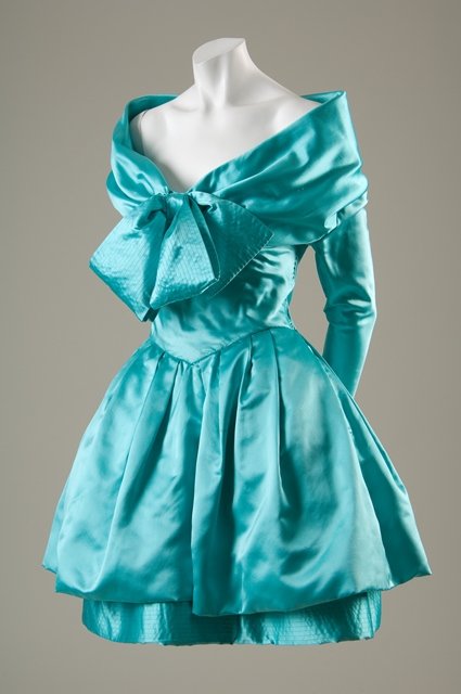 Sukienka Christian Lacroix z ok. 1988