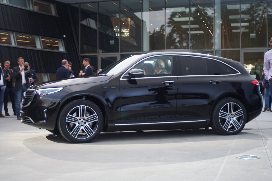 Mercedes Eqc Premiera Pierwsze Auto Elektryczne Mercedesa