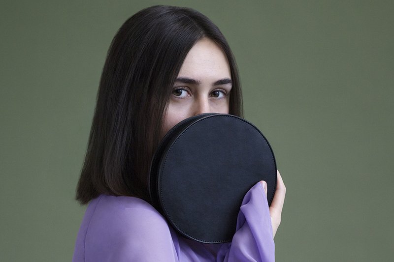 ATOMY. Skórzane torebki w duchu geometrii i minimalizmu ...