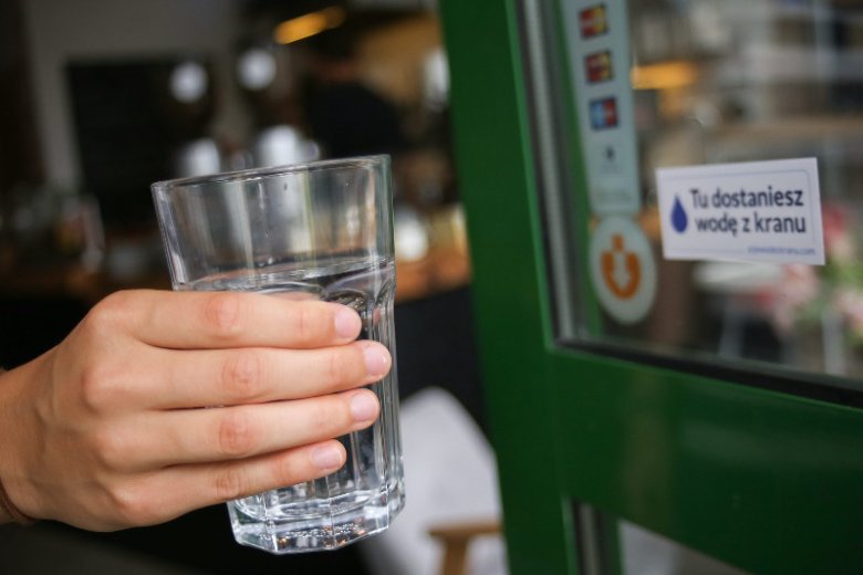 Ile można schudnąć, pijąc TYLKO wodę? | Mangosteen