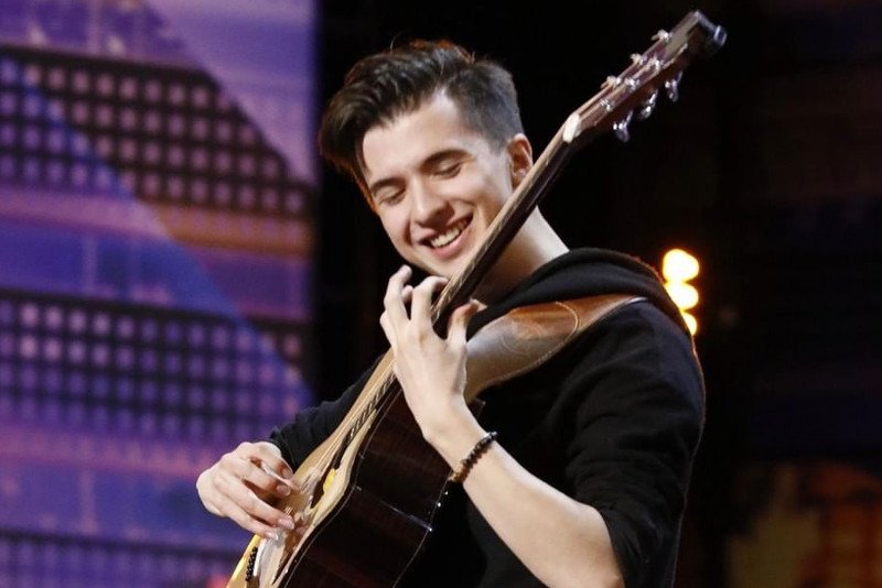 Marcin Patrzałek w amerykańskim Mam talent. Rozmowa z gitarzystą